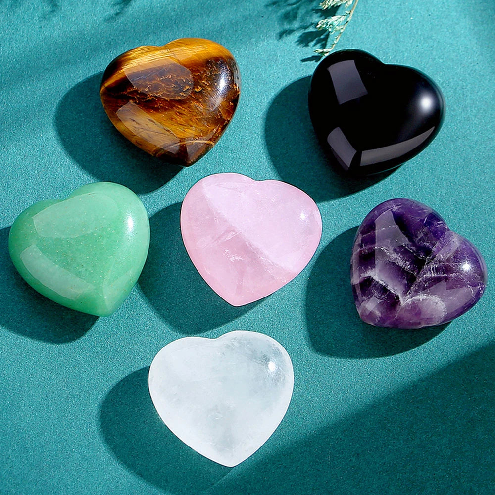 Natural Crystal Stone Love Heart Shape Ornaments Colorful Rough Seven Chakra Mineral Ore Fashion Jewelry Spiritual Healing Yoga